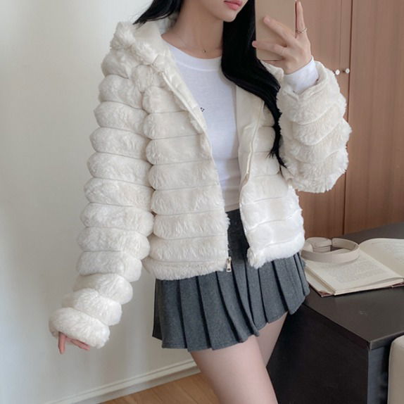 Marshmallow Fur Hood JP