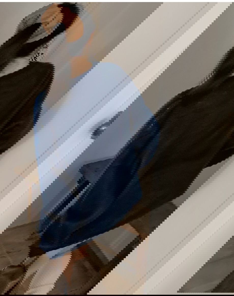 리리앤코 플로네브 브러쉬 플라워 루즈핏 니트