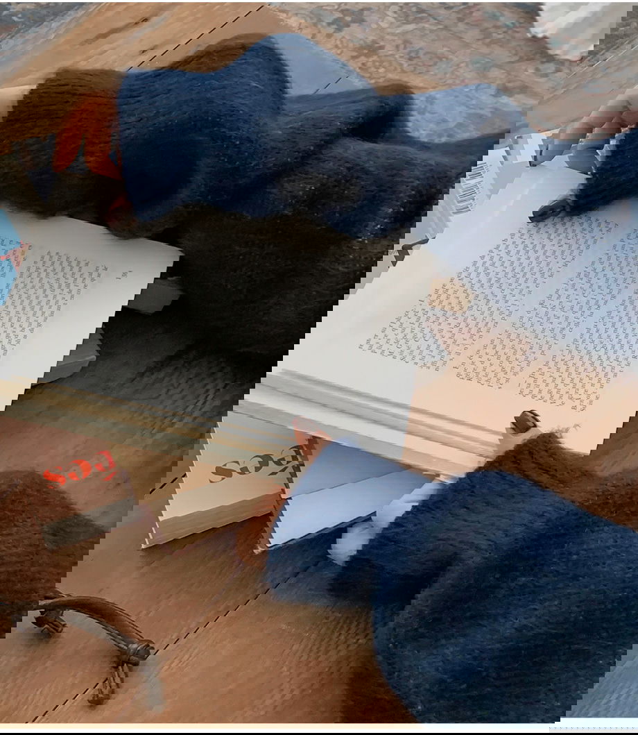 리리앤코 플로네브 브러쉬 플라워 루즈핏 니트