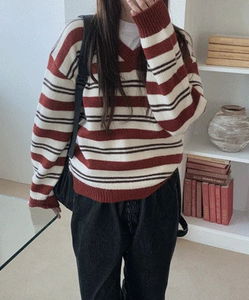 Crying Wool Striped V-Neck Knitwear