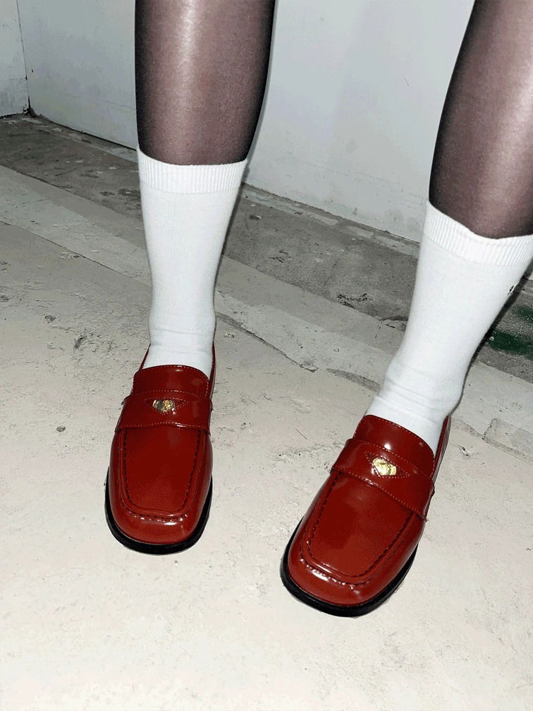 triangle coin loafer