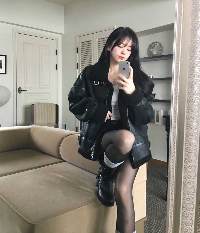 양말 모델 착용 이미지-S1L36