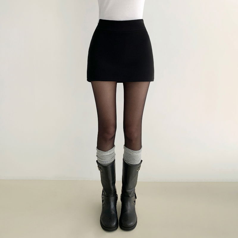 양말 모델 착용 이미지-S1L13