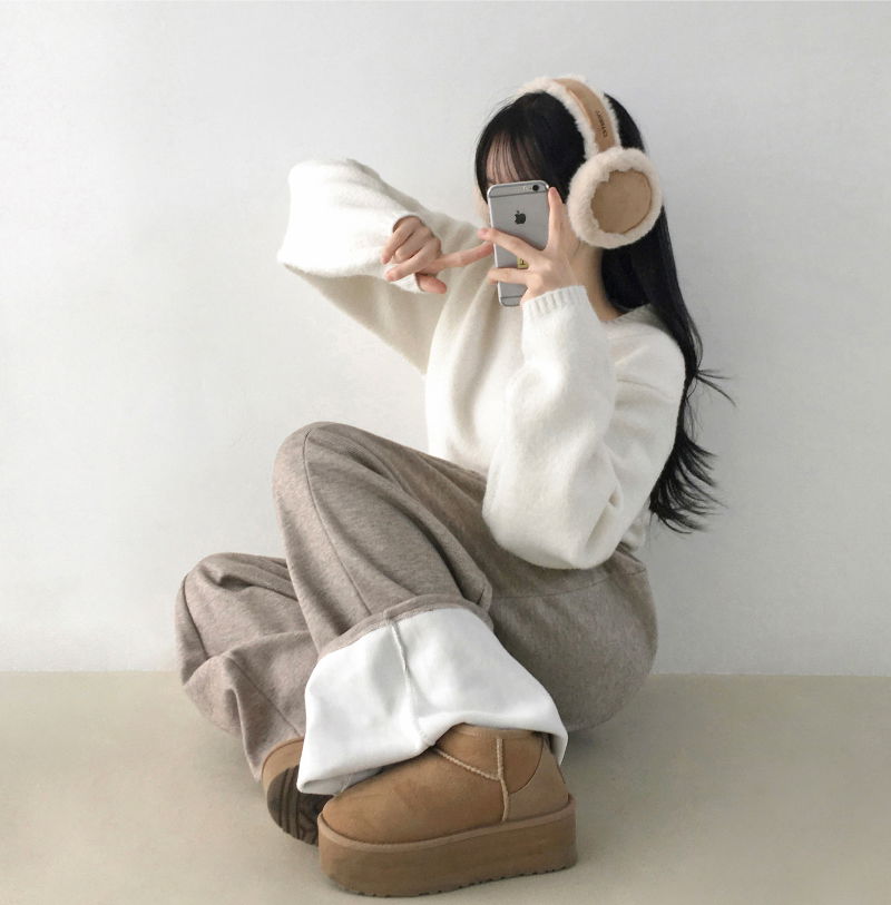 바지 모델 착용 이미지-S1L34