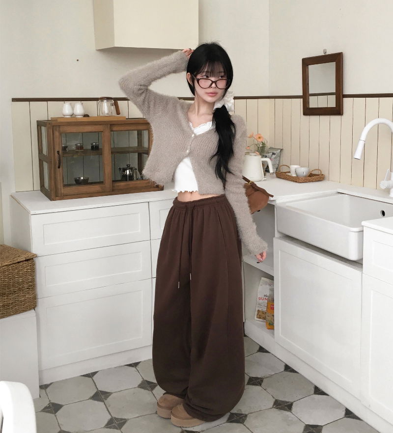 민소매 모델 착용 이미지-S1L65