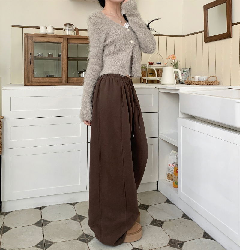 민소매 모델 착용 이미지-S1L60