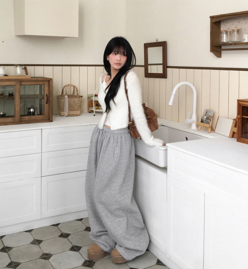 민소매 모델 착용 이미지-S1L41