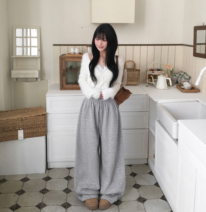 민소매 모델 착용 이미지-S1L38