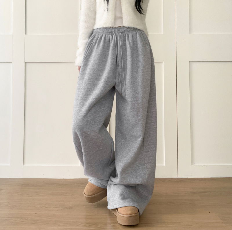 민소매 모델 착용 이미지-S1L29