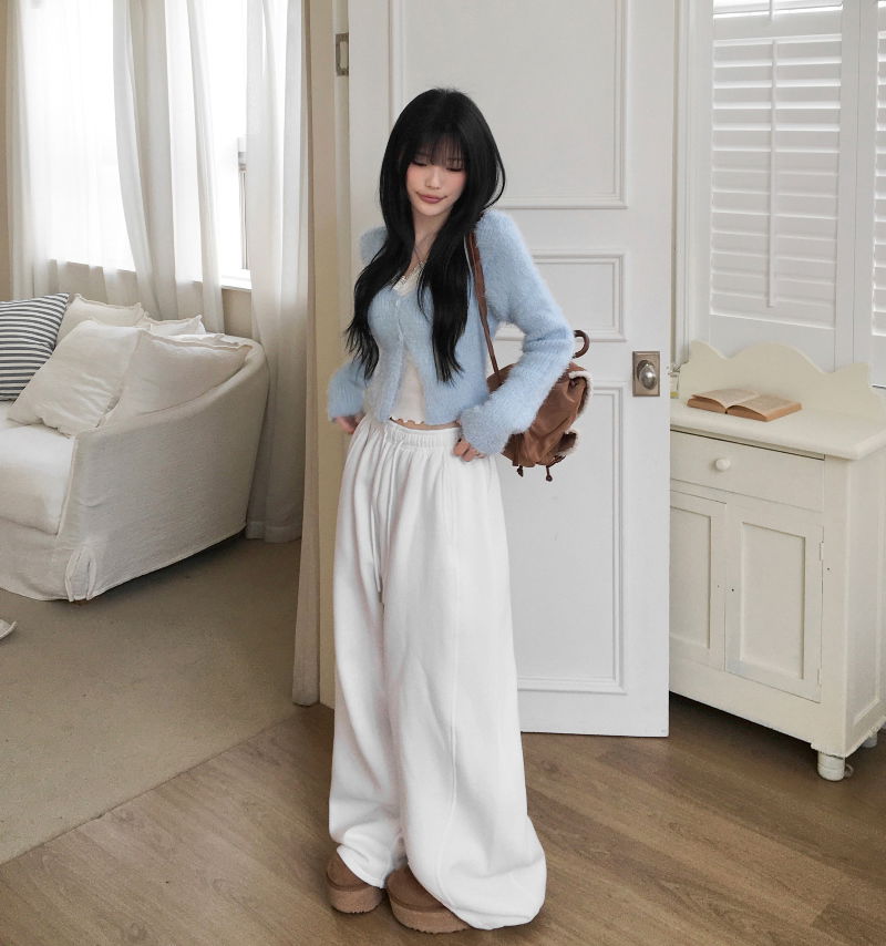 민소매 모델 착용 이미지-S1L12