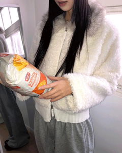 毛絨連帽拉鍊短版舖棉外套