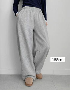 Curved Split fleece training pants