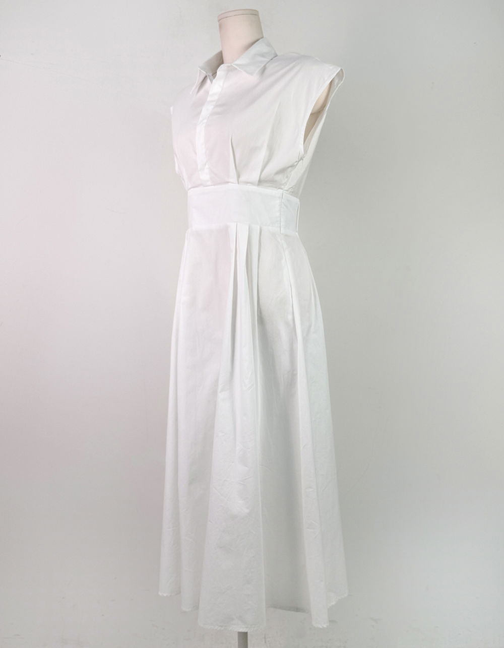 긴 드레스 모델 착용 이미지-S1L21