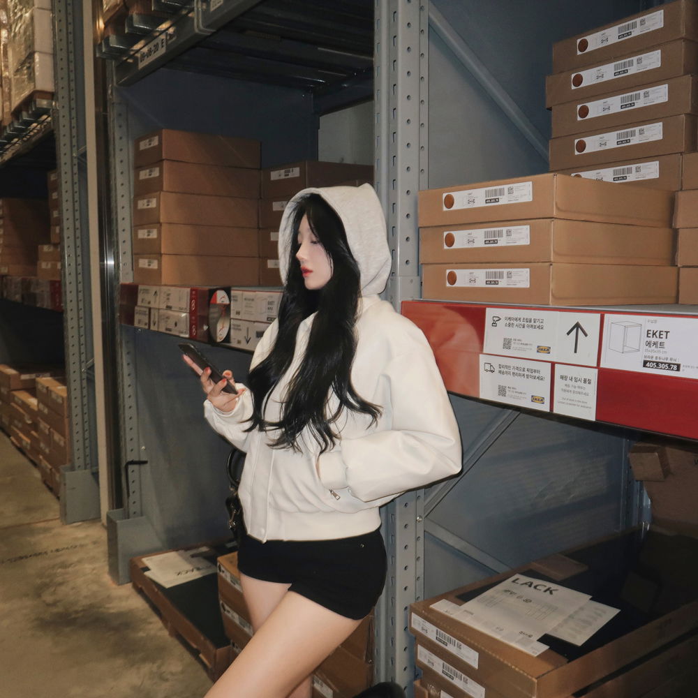 반바지 모델 착용 이미지-S1L31