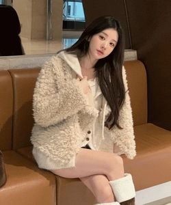 Mondea Winter High Neck Fleece Poggle Shearling Overfit Fur Jacket