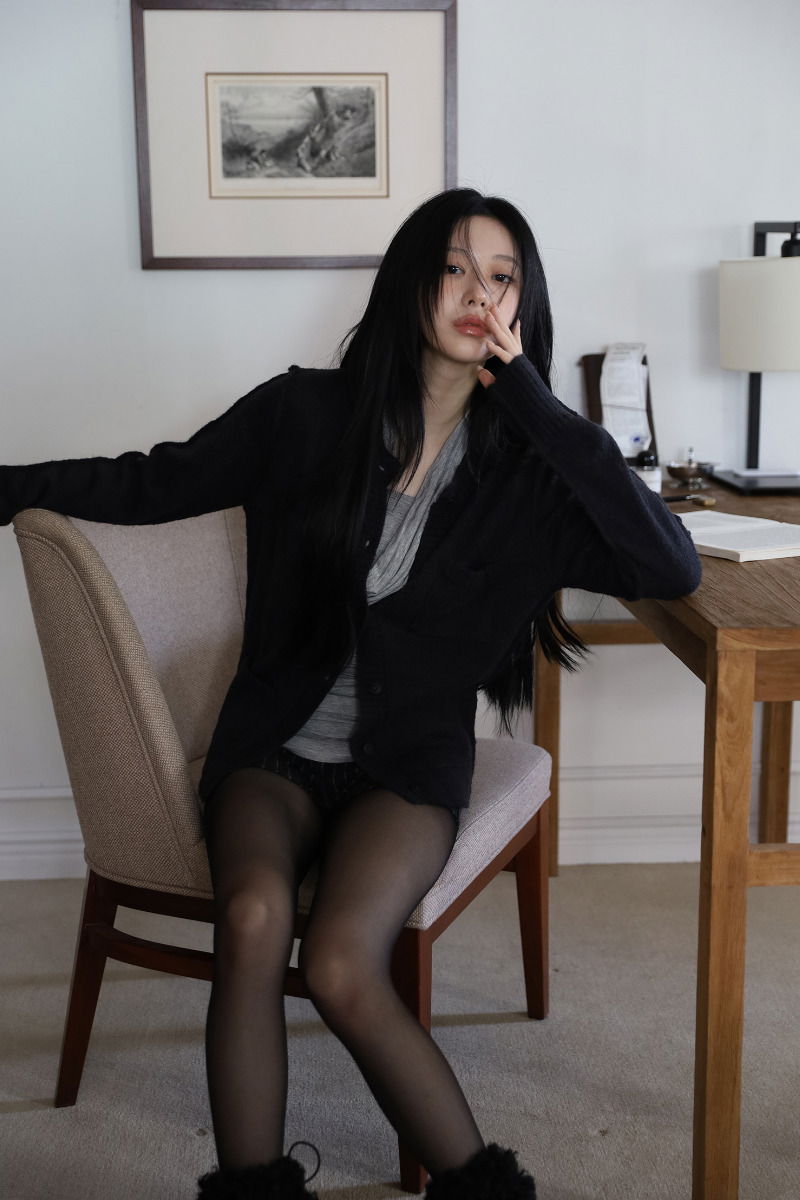 Out Pocket Slim Fit Cardigan 針織外套