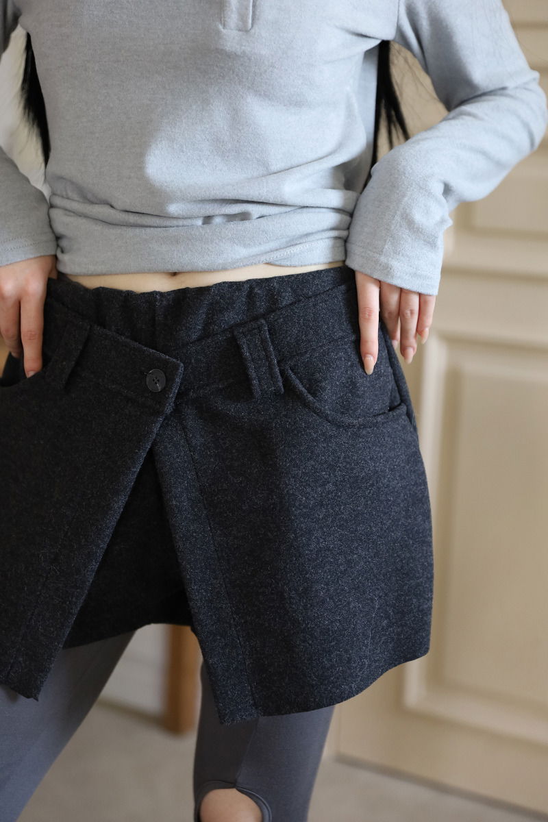 Wrap Low Banding Shorts 短褲