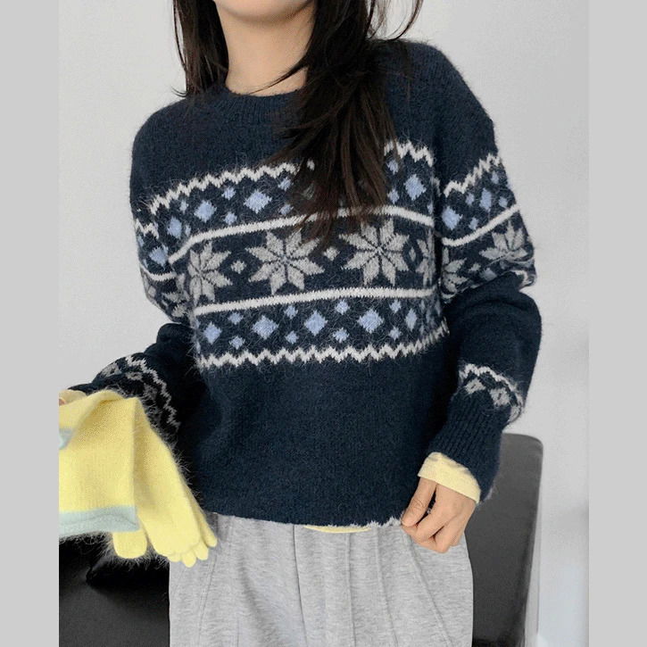 Snow Flower Nordic 2 Round Knitwear
