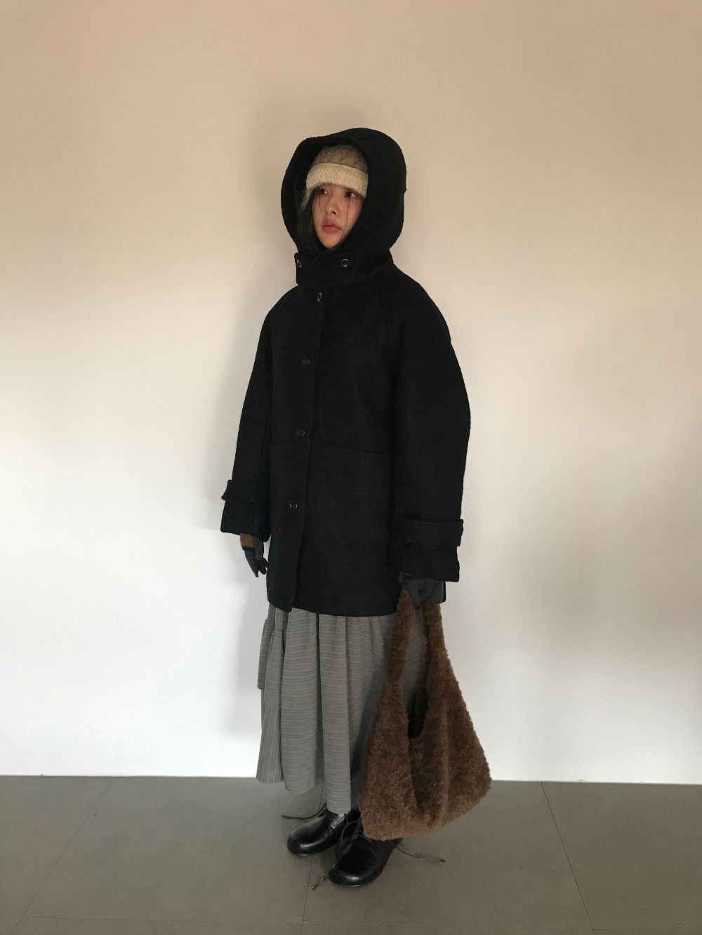 코트 모델 착용 이미지-S1L11