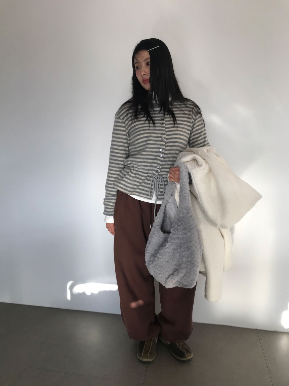 코트 모델 착용 이미지-S1L74