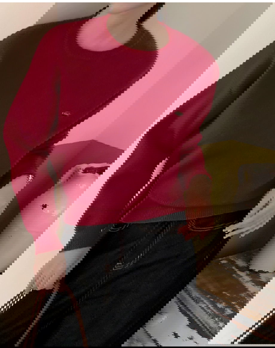 렌포드유 라운드넥 펜던트 니트