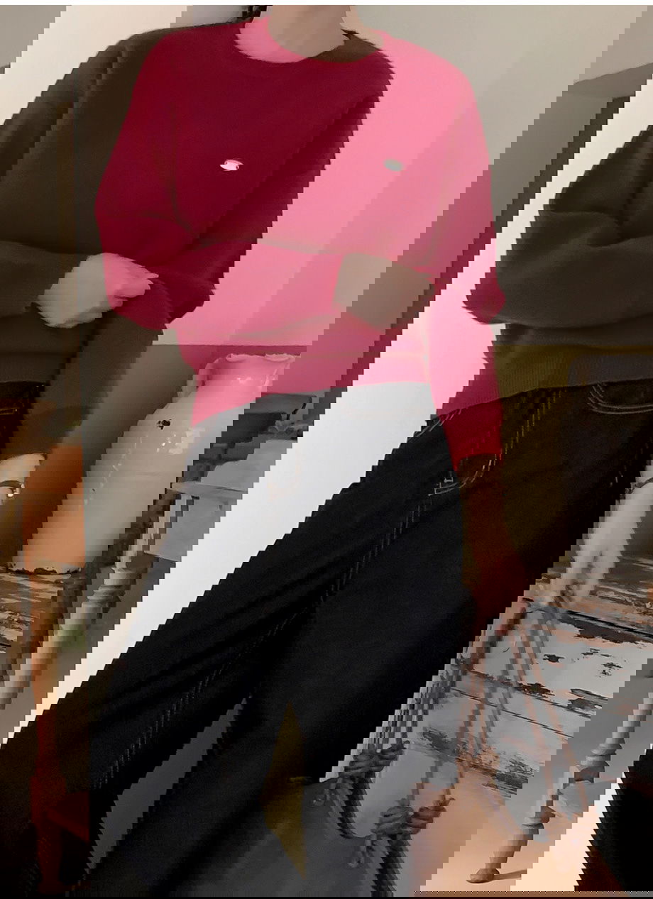 렌포드유 라운드넥 펜던트 니트