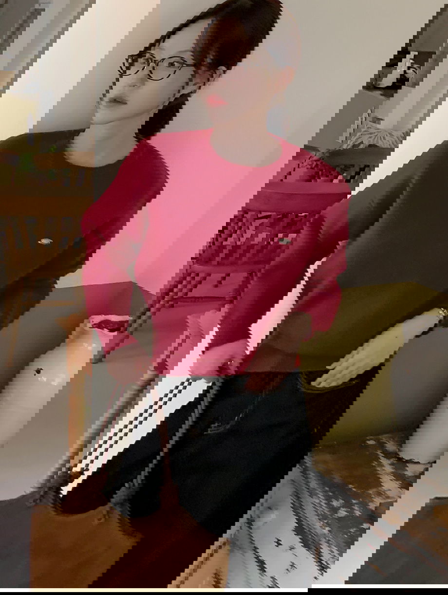 렌포드유 라운드넥 펜던트 니트