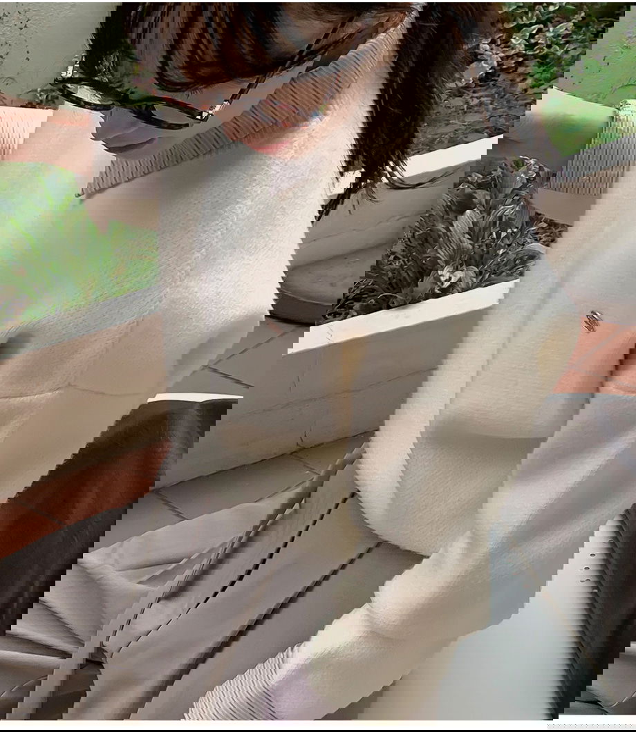 렌포드유 라운드넥 펜던트 니트