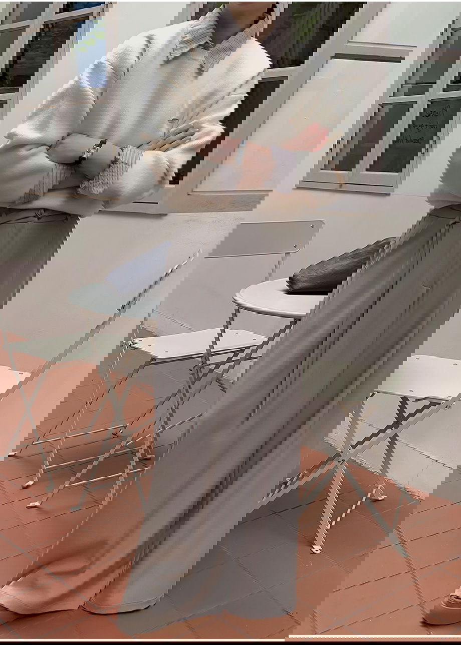 렌포드유 라운드넥 펜던트 니트