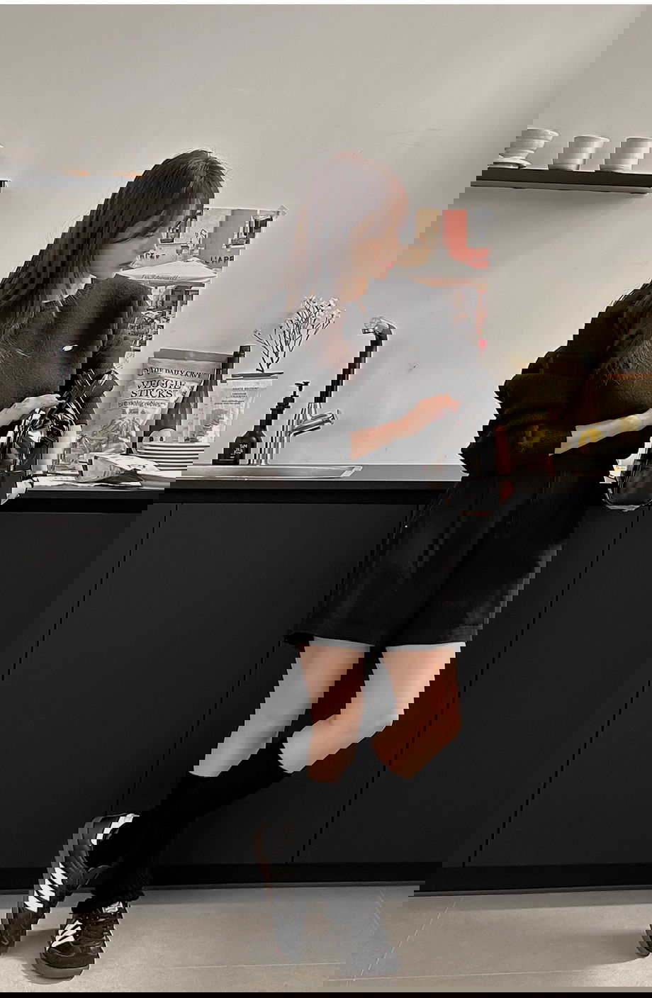 렌포드유 라운드넥 펜던트 니트