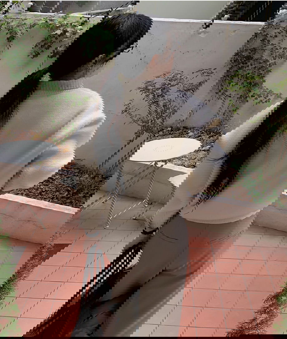 렌포드유 라운드넥 펜던트 니트