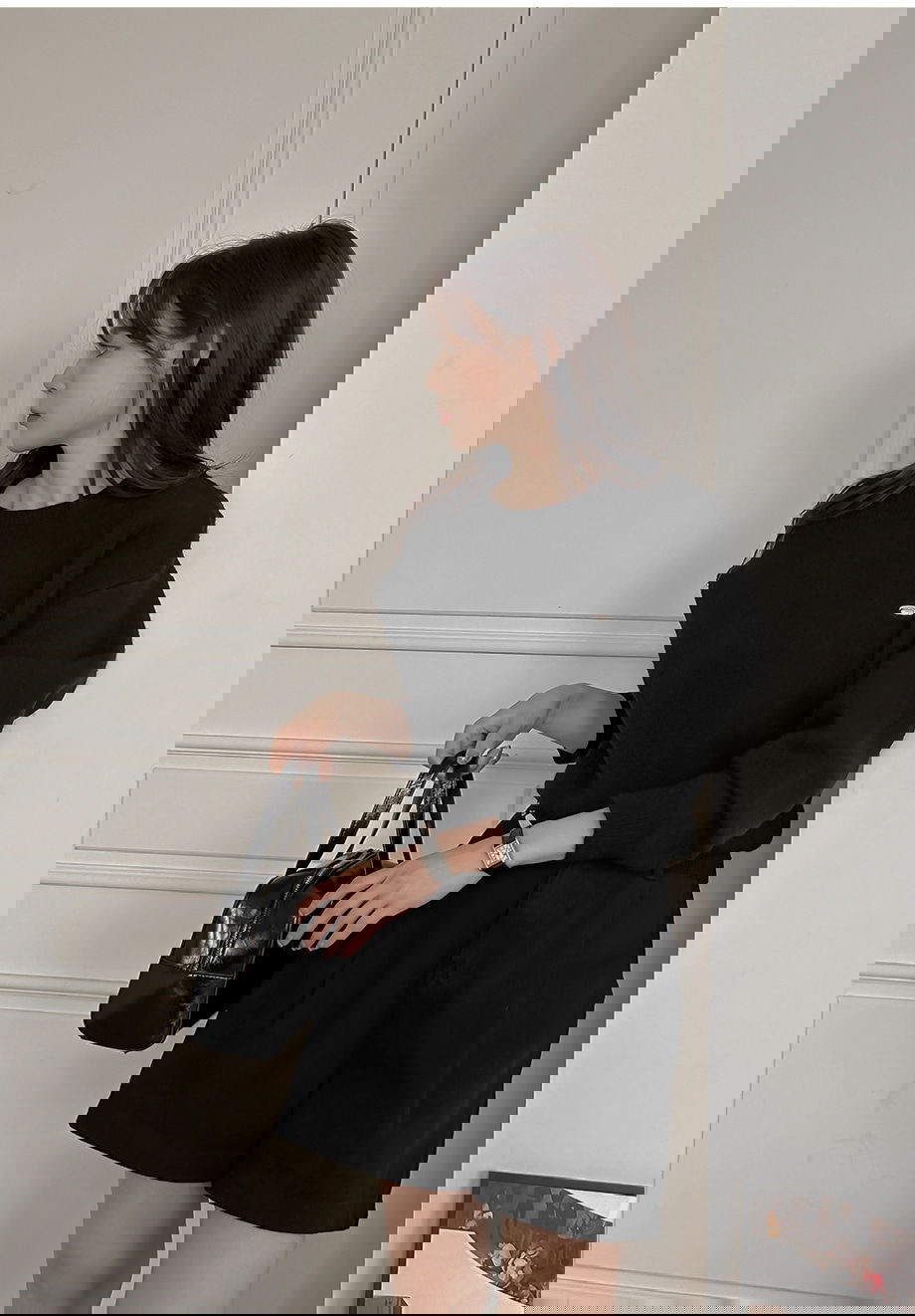 렌포드유 라운드넥 펜던트 니트