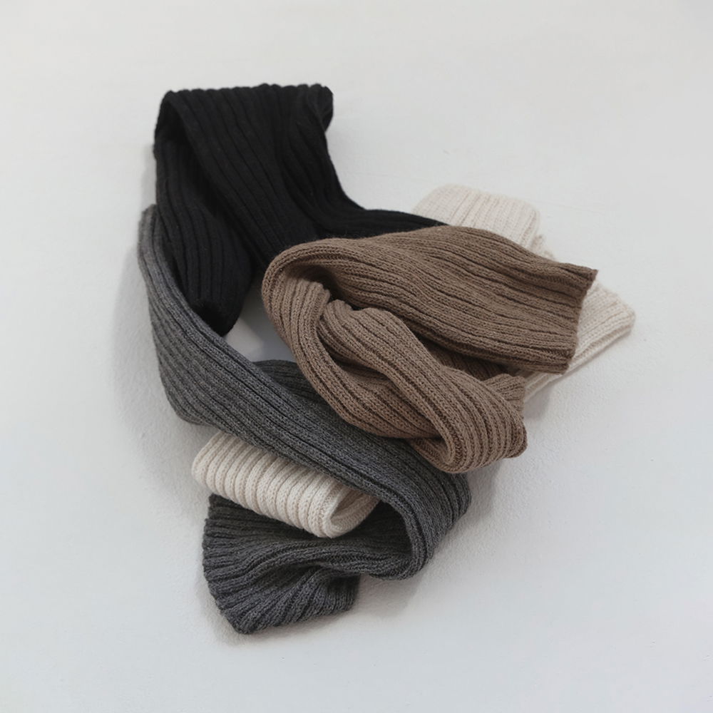 Supple Thick Golji Slit Leg Warmers