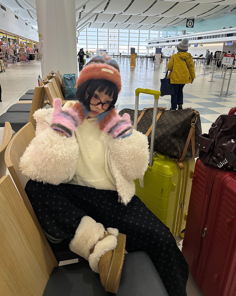 악세사리 모델 착용 이미지-S1L92