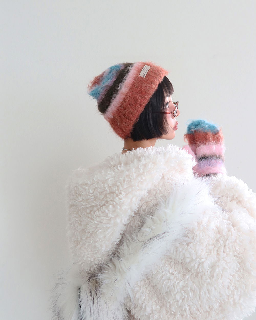 악세사리 모델 착용 이미지-S1L98