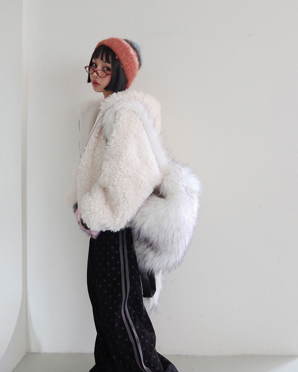 악세사리 모델 착용 이미지-S1L102