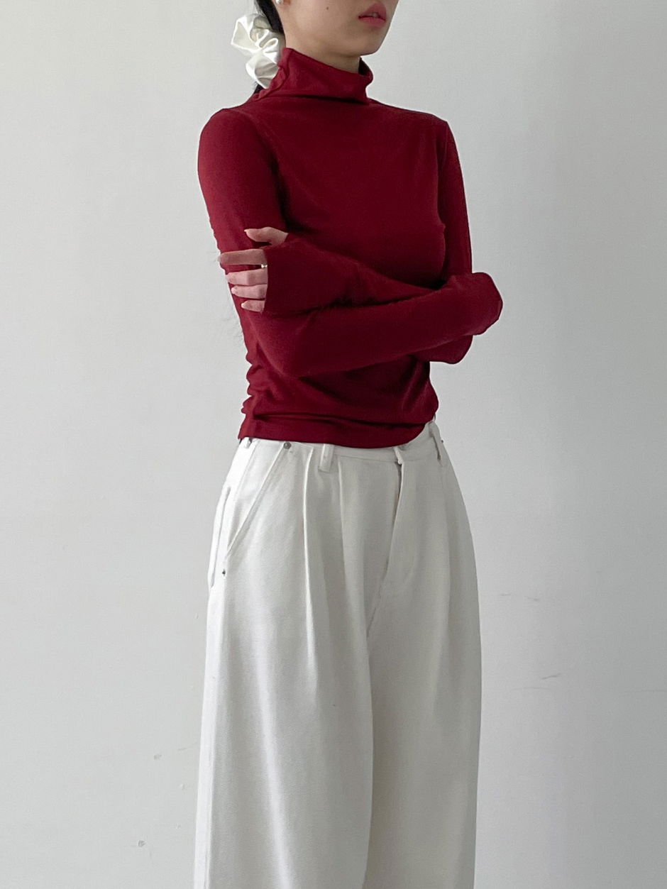 긴팔 티셔츠 모델 착용 이미지-S5L13