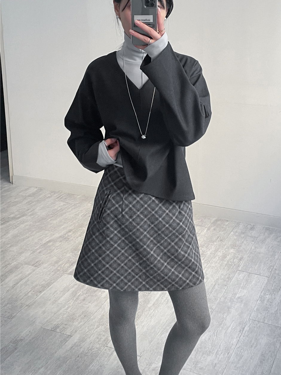 긴팔 티셔츠 모델 착용 이미지-S6L13