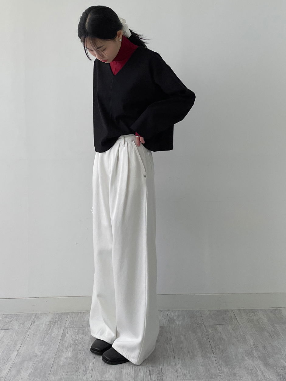 긴팔 티셔츠 모델 착용 이미지-S6L28