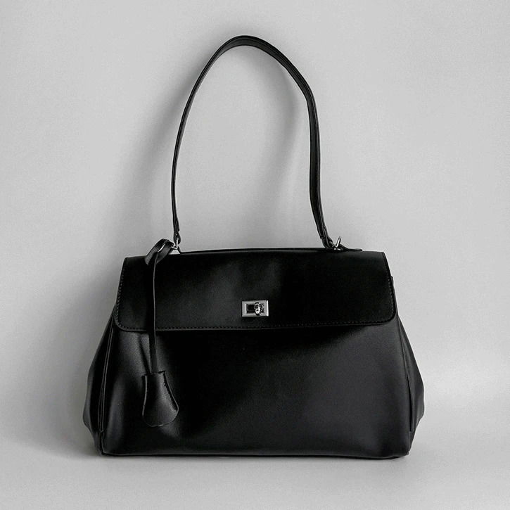 質感皮革兩用金屬扣肩背包