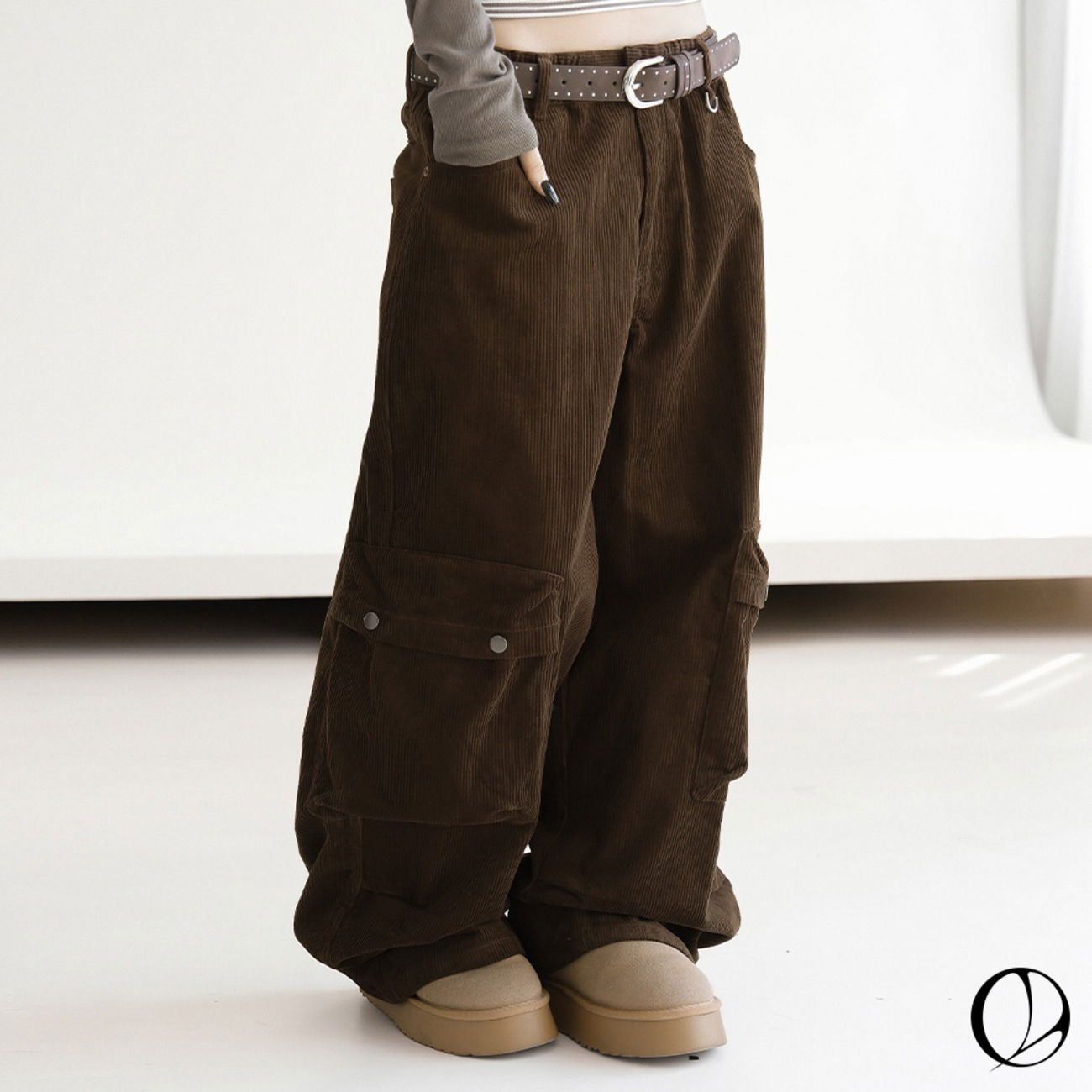 Trail Corduroy Cargo Wide Pants 长裤