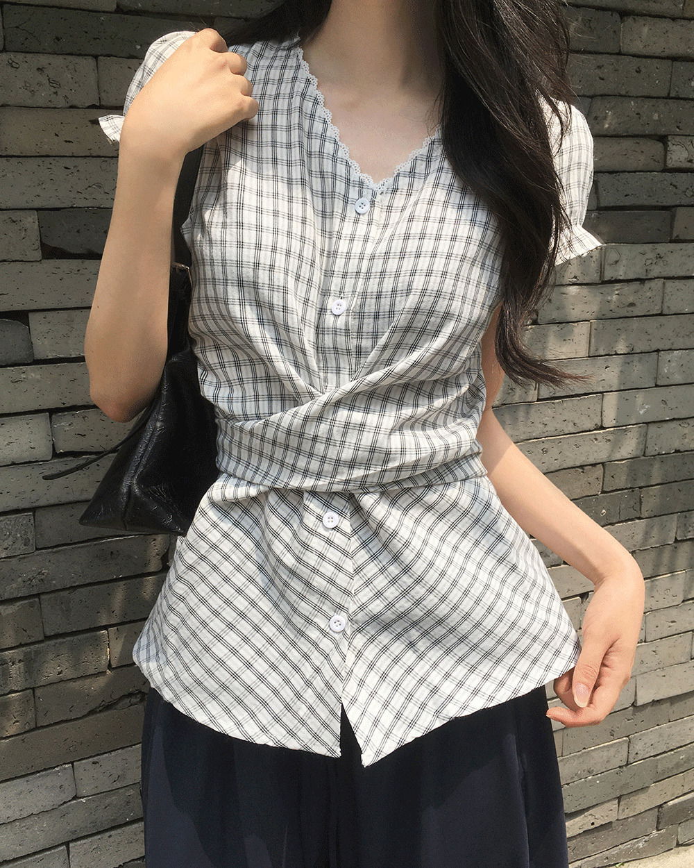 포닌 체크 랩 리본 레이스 반팔 블라우스