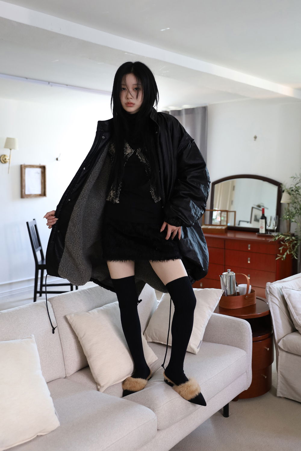 코트 모델 착용 이미지-S1L34