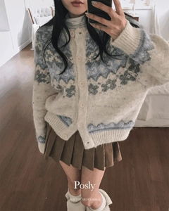 Fosley Round Neck Raglan Shibori Snowflake Dot Nordic Loose Avant-Fit Knitwear Cardigan