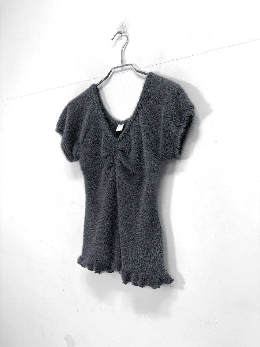 반팔 티셔츠 차콜 색상 이미지-S1L44