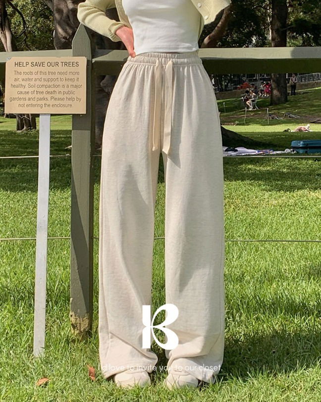 Mushroom Wide Pocket Training Pants