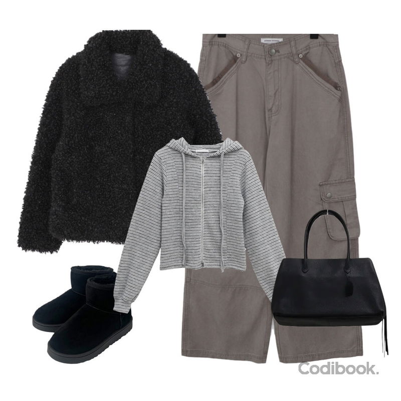 wonderwonder 잉쿠 배색 포켓 카고 와이드 롱 팬츠,anyonemore 벤자 어그 양털 숏 부츠 (5color),WONLOG 슬럼 숄더 백등을 매치한 코디