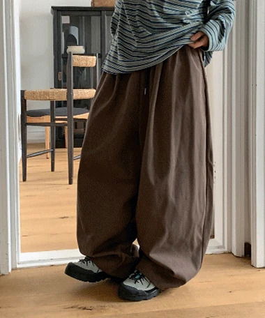 休閒卡其鬆垮寬褲