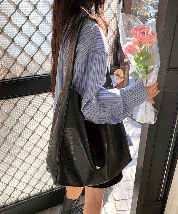 Dimorin Leather Square Big Shoulder Bag -2color