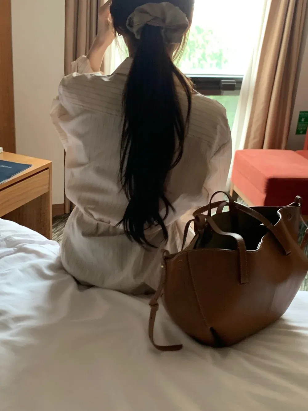 악세사리 모델 착용 이미지-S1L62